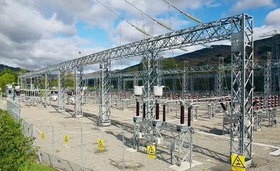 ����������