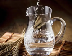 �����ϰ׾��̳�